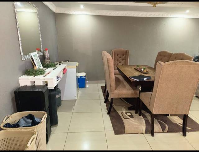 3 BEDROOM HOUSE FOR SALE IN BRAM FISCHERVILLE